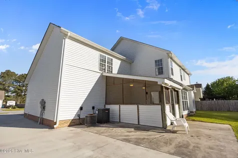 331 Rock Creek Drive S Jacksonville NC 28540