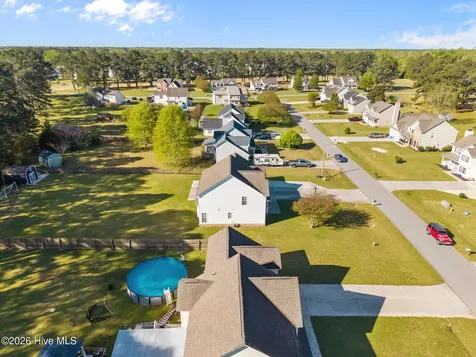 331 Rock Creek Drive S Jacksonville NC 28540