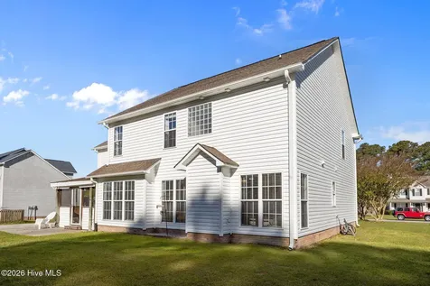331 Rock Creek Drive S Jacksonville NC 28540