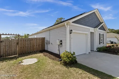 1550 King Lucius Way SE Bolivia NC 28422