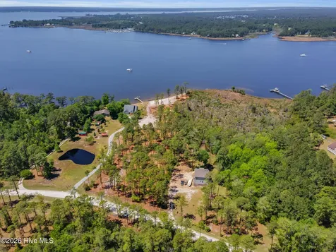 5430 Creek Pointe Road New Bern NC 28560
