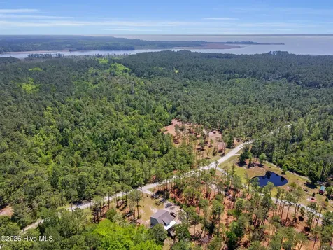 5430 Creek Pointe Road New Bern NC 28560