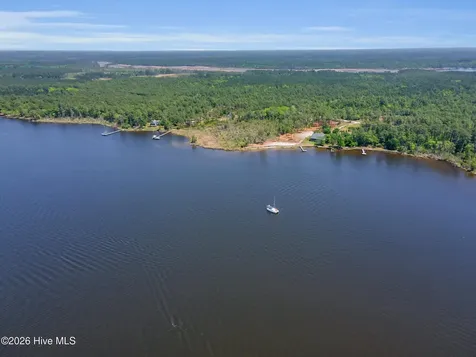 5430 Creek Pointe Road New Bern NC 28560