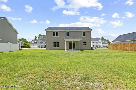 1109 Carteret Manor Drive Jacksonville NC 28546