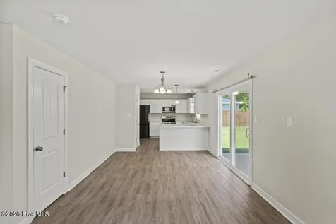 1109 Carteret Manor Drive Jacksonville NC 28546