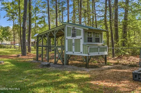 475 N Highway 172 Hubert NC 28539