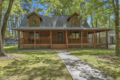 475 N Highway 172 Hubert NC 28539