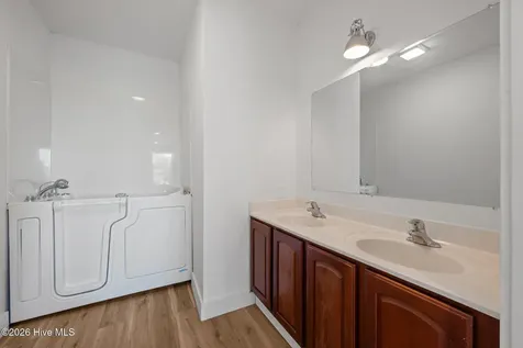 2180 Nc 304 Bayboro NC 28515