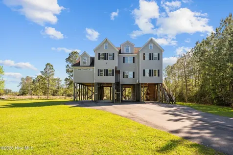 2180 Nc 304 Bayboro NC 28515