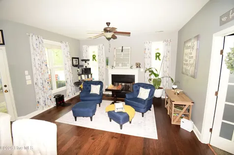 612 Dezi Lane Hubert NC 28539