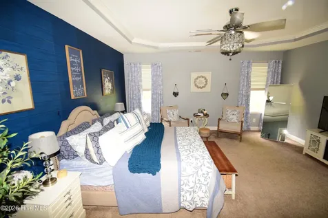 612 Dezi Lane Hubert NC 28539