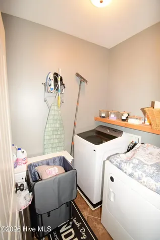 612 Dezi Lane Hubert NC 28539