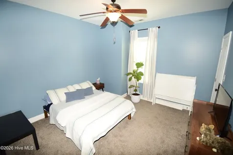 612 Dezi Lane Hubert NC 28539