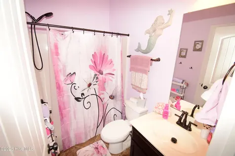 612 Dezi Lane Hubert NC 28539