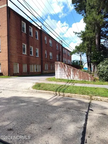 338 Roanoke Avenue Roanoke Rapids NC 27870