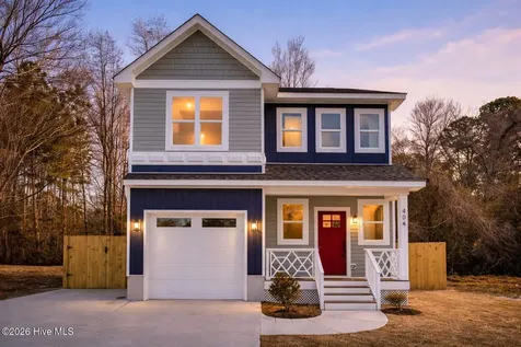 404 S Bodenheimer Street Burgaw NC 28425