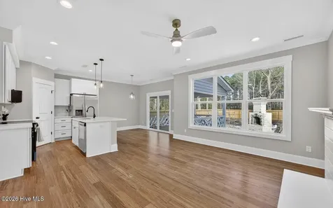 404 S Bodenheimer Street Burgaw NC 28425