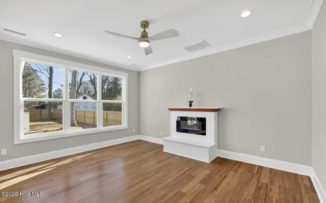 404 S Bodenheimer Street Burgaw NC 28425