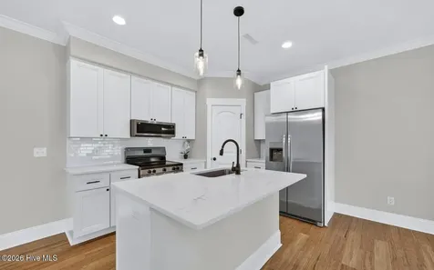 404 S Bodenheimer Street Burgaw NC 28425