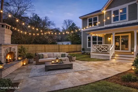 404 S Bodenheimer Street Burgaw NC 28425