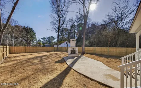 404 S Bodenheimer Street Burgaw NC 28425