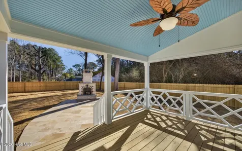 404 S Bodenheimer Street Burgaw NC 28425