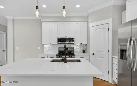 404 S Bodenheimer Street Burgaw NC 28425