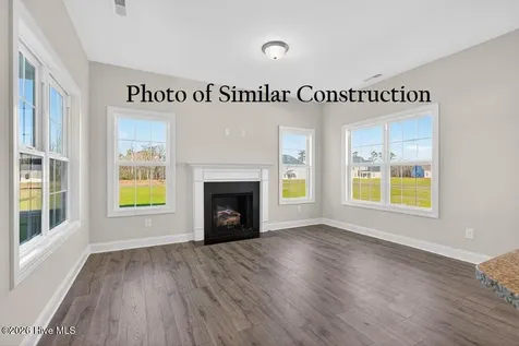 2007 Sharpnose Street New Bern NC 28562