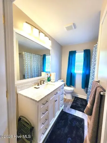 319 Oak Grove Avenue Greenville NC 27834