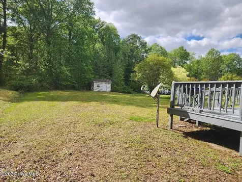 319 Oak Grove Avenue Greenville NC 27834