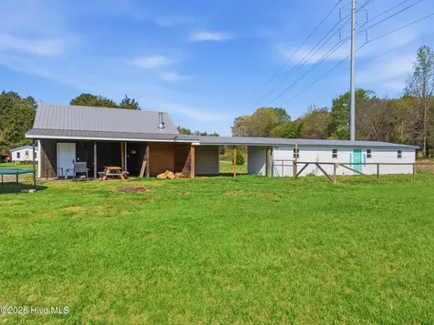 1640 Bear Poplar Road Cleveland NC 27013