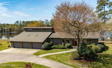 175 Gus Lane New Bern NC 28562