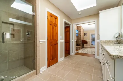 175 Gus Lane New Bern NC 28562