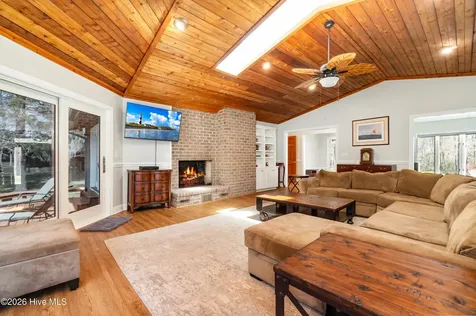 175 Gus Lane New Bern NC 28562