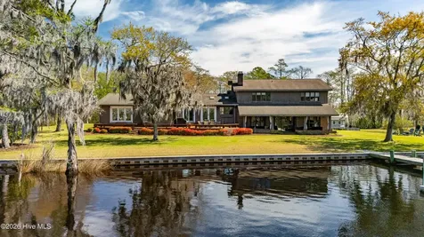 175 Gus Lane New Bern NC 28562