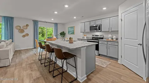 4044 Topsail Trail New Bern NC 28560