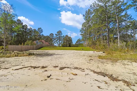 107 Cedarwood Drive Havelock NC 28532
