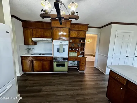 1307 Cogdell Drive Kinston NC 28501
