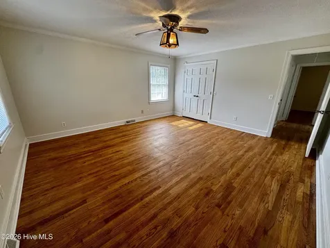 1307 Cogdell Drive Kinston NC 28501
