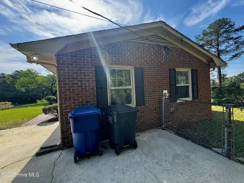1307 Cogdell Drive Kinston NC 28501