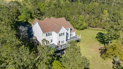 2180 Nc 304 Bayboro NC 28515