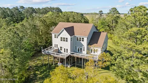 2180 Nc 304 Bayboro NC 28515