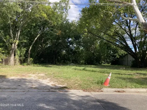 501 Barnes Street S Wilson NC 27893