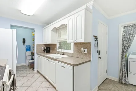 235 Oak Street Wallace NC 28466