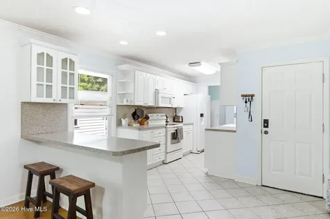235 Oak Street Wallace NC 28466