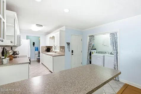 235 Oak Street Wallace NC 28466