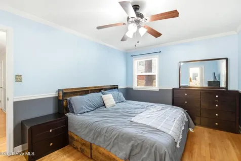 235 Oak Street Wallace NC 28466