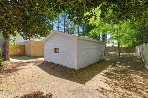 235 Oak Street Wallace NC 28466