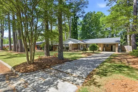235 Oak Street Wallace NC 28466