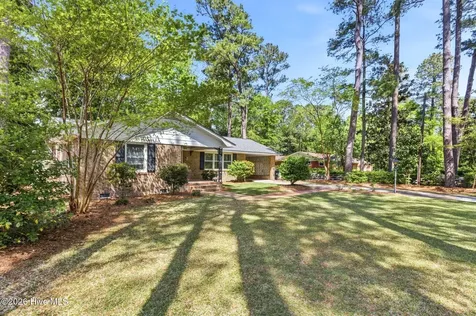 235 Oak Street Wallace NC 28466